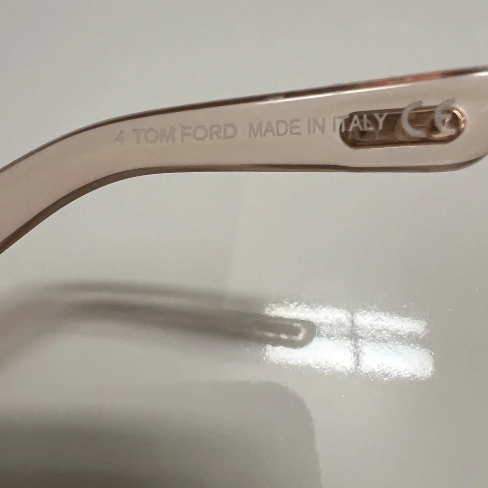 Authentic Tom Ford Carine Pink Sunglasses - Butterfly UV Protection